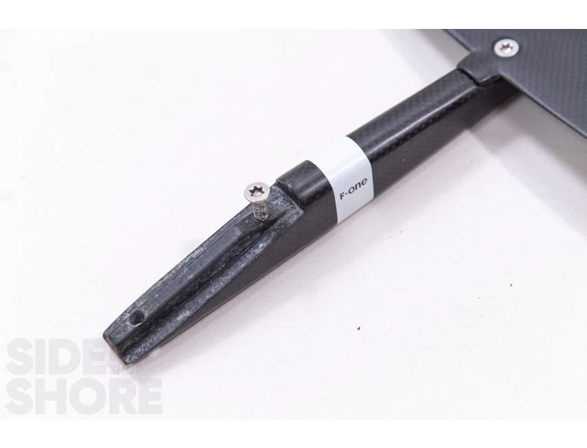 F-One Fuselage Carbon XXXS + Stabilisateur DW 210 11 F-One Fuselage Carbon XXXS + Stabilisateur DW 210 – Image 11