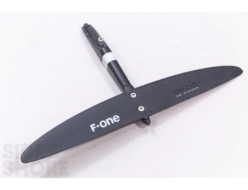 F-One Fuselage Carbon XXXS + Stabilisateur DW 210 4 F-One Fuselage Carbon XXXS + Stabilisateur DW 210 – Image 4