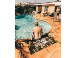 Serviette De Plage - Sketchy Tank -Aqua Soldes serviette de plage sketchy tank leus 5