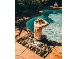 Serviette De Plage - Sketchy Tank -Aqua Soldes serviette de plage sketchy tank leus 6